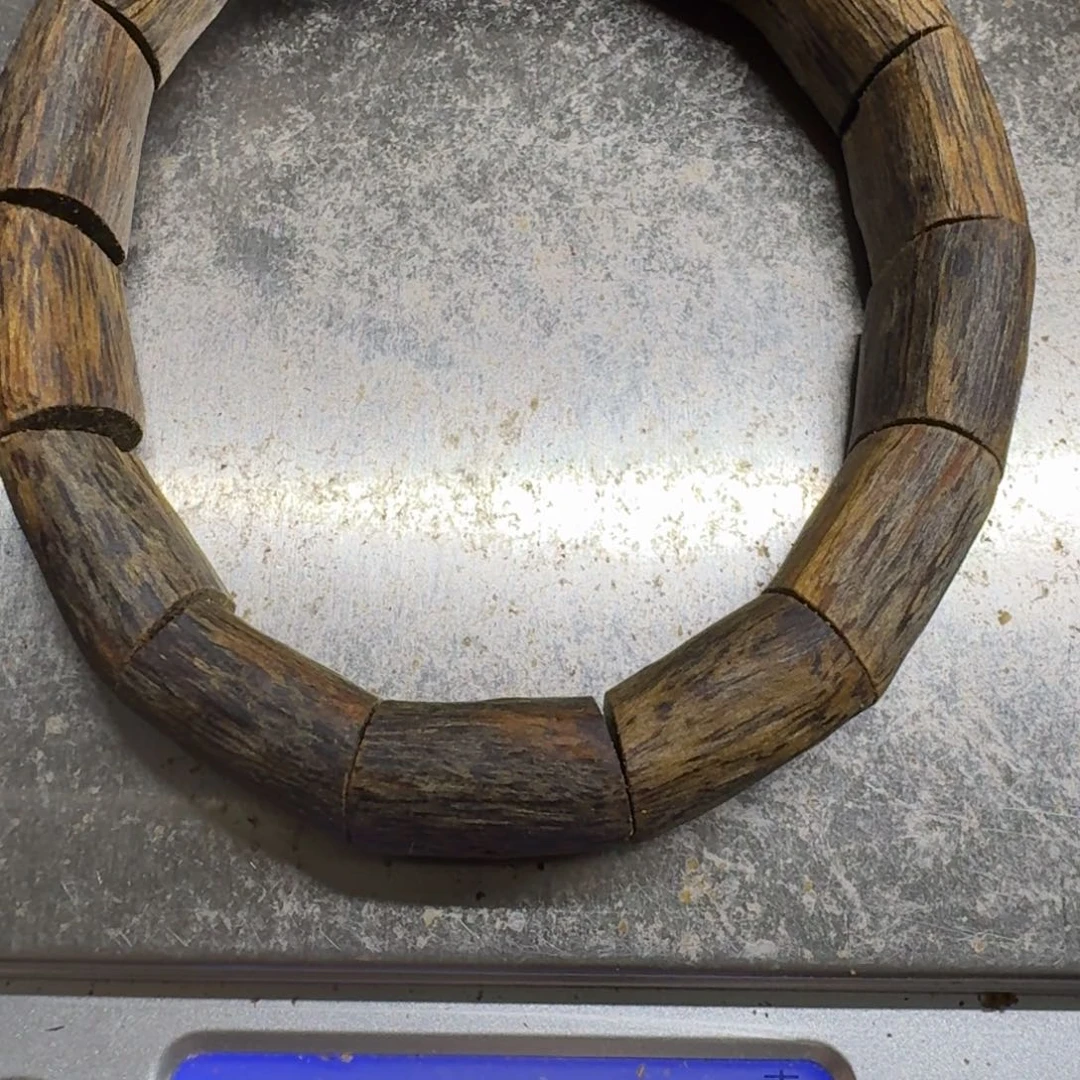 沉香沉香碎屑手镯13克