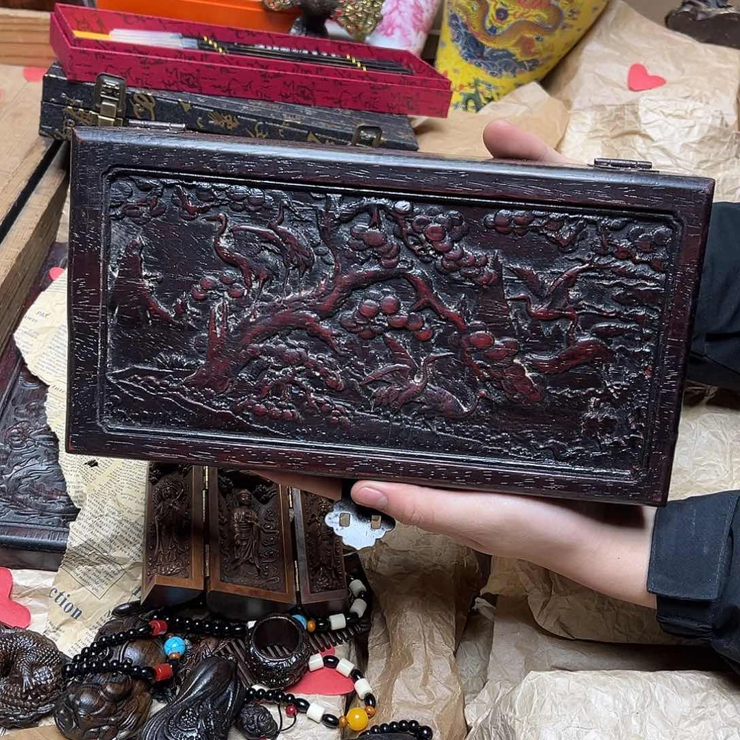 大叶紫檀（黑酸枝木类）