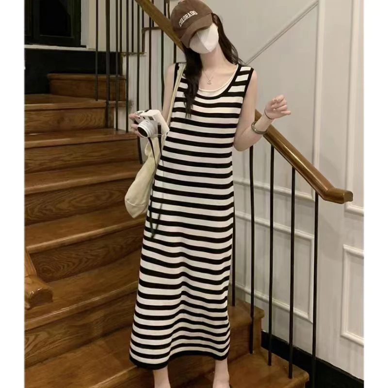 假两件撞色条纹背心连衣裙女装夏季宽松休闲百搭无袖针织长款裙子