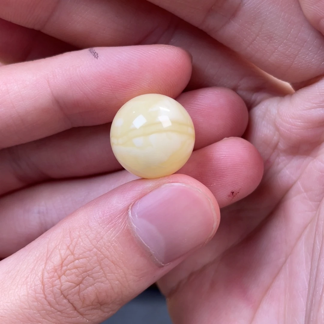未镶嵌琥珀手链?**?16.8mm 圆珠