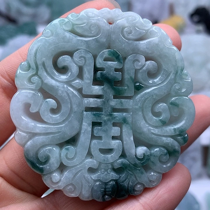 翡翠未镶嵌颈饰仿古龙行天下福利