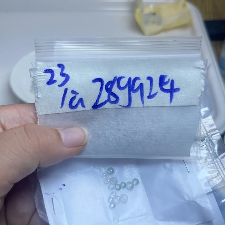 未镶嵌定制翡翠不退