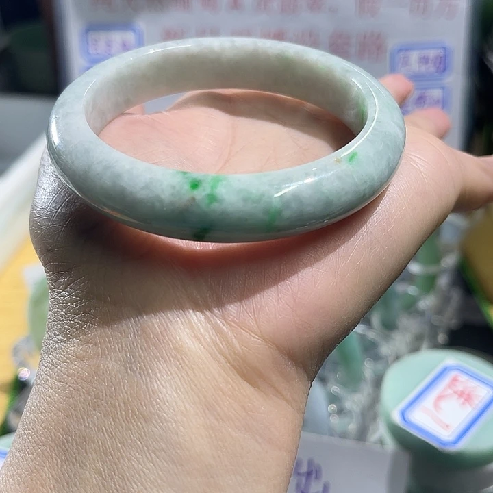 翡翠未镶嵌手镯纯天然缅甸缅甸翡翠手镯