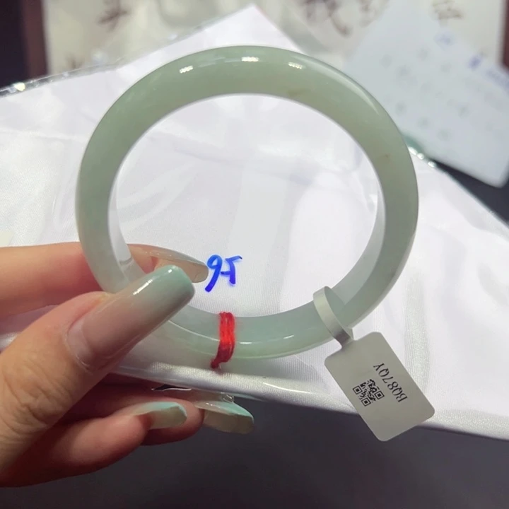 翡翠手镯未镶嵌天然缅甸翡翠A货手镯 5