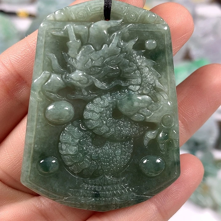 翡翠未镶嵌颈饰仿古龙行天下福利