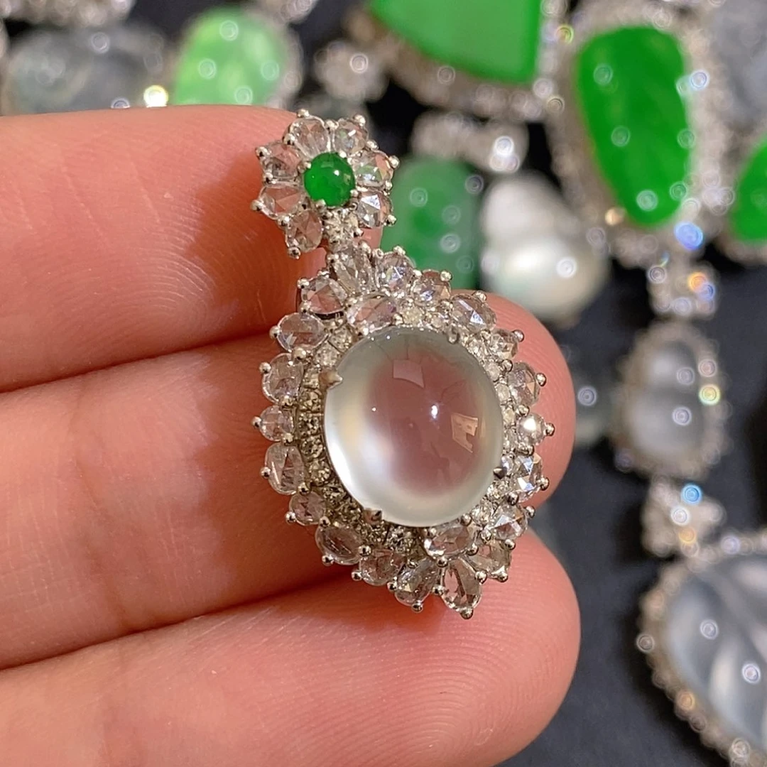 翡翠颈饰18K金镶嵌天然缅甸A货翡翠