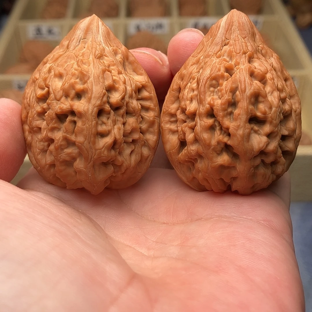 把件文玩核桃大孤石（头货精品