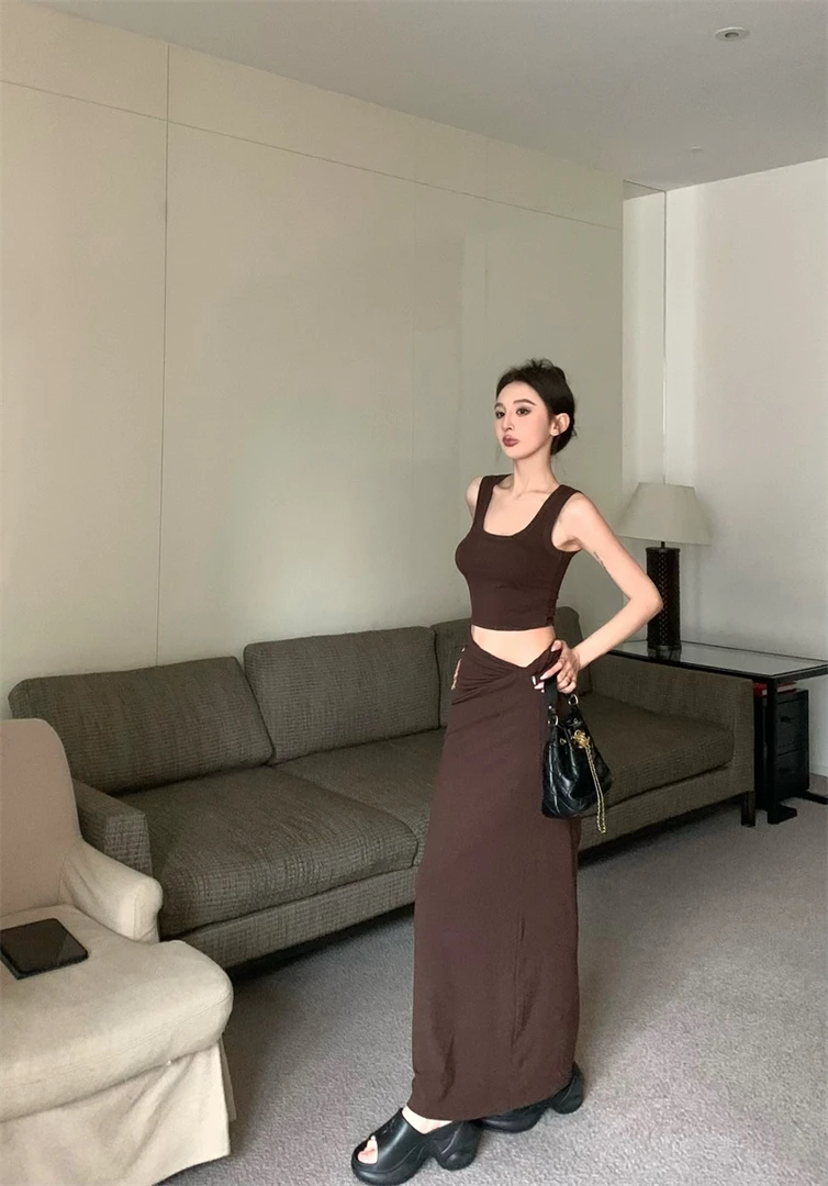 时尚复古气质辣妹设计感背心半身裙套装#A658