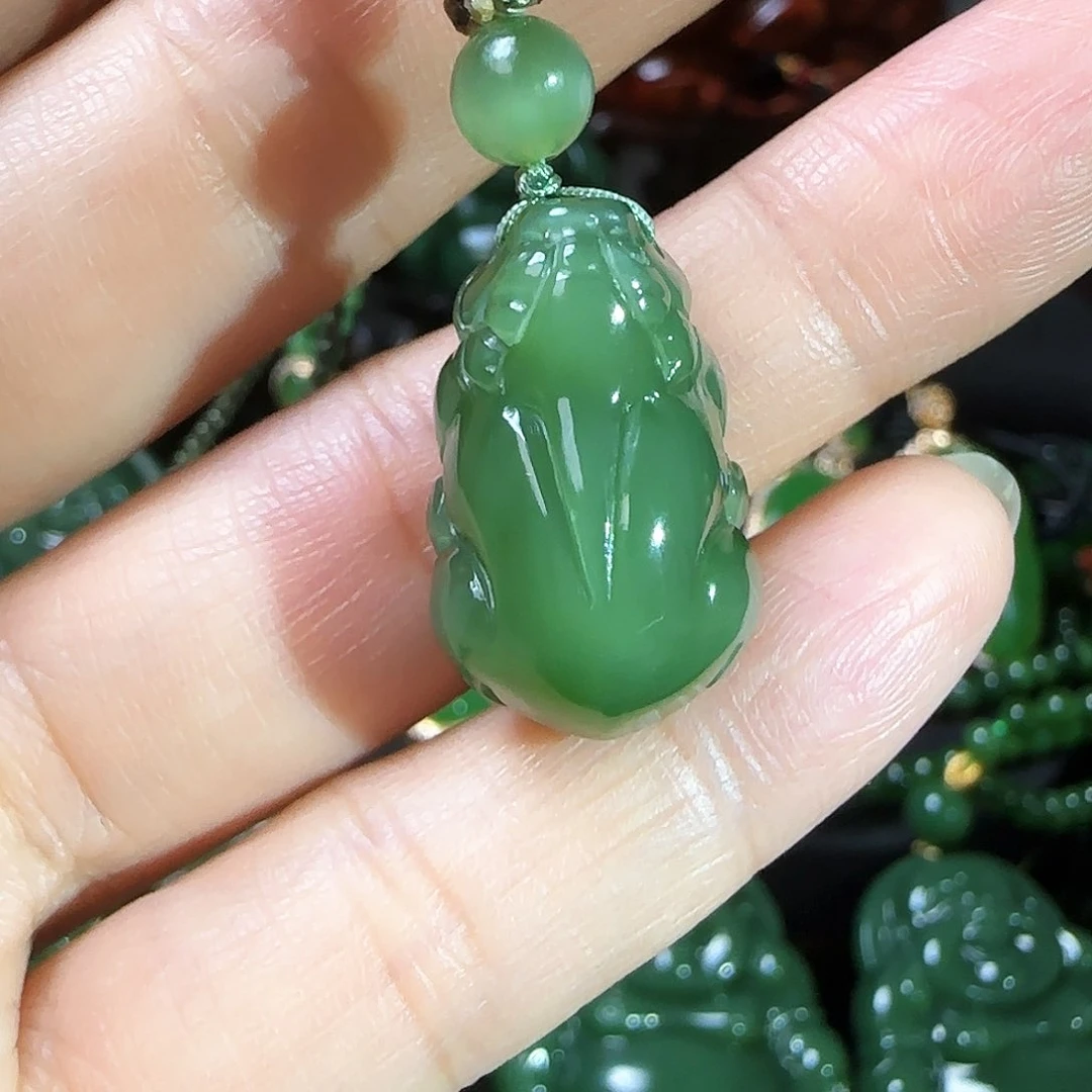 和田玉（碧玉）颈饰未镶嵌