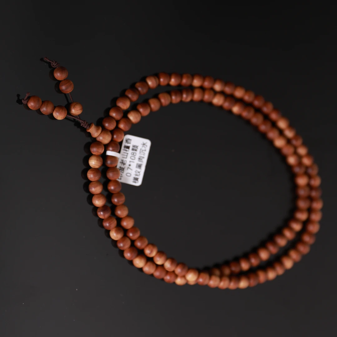 w18258 老山檀香-108 0.7横纹黑肉沉水