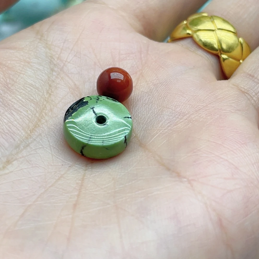 南红玛瑙未镶嵌珠宝奇石