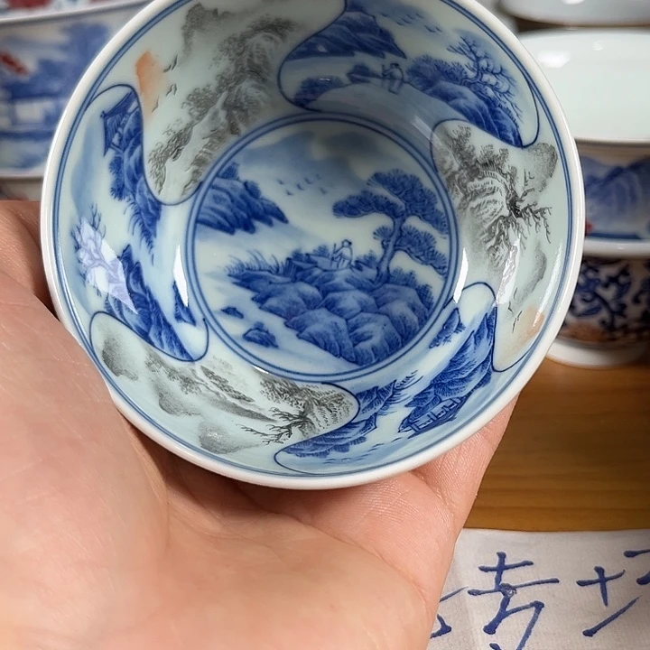 青花釉里红山水杯子