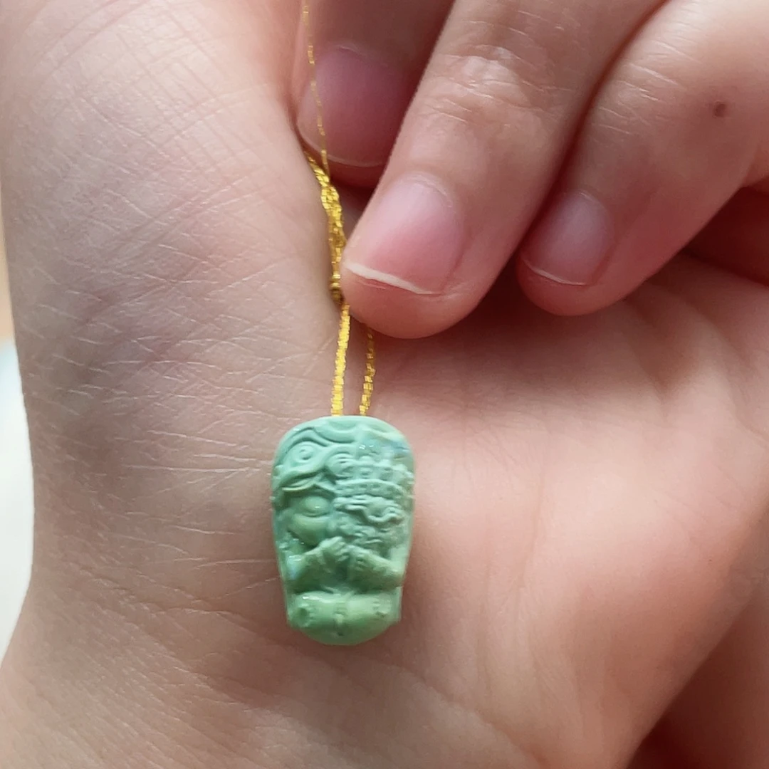 绿松石颈饰未镶嵌