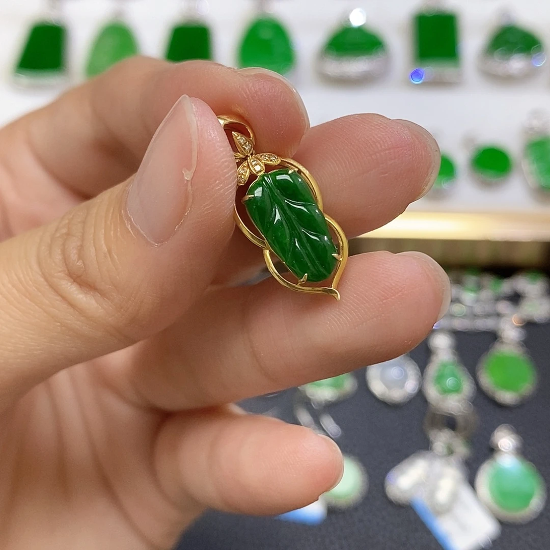 翡翠18K金镶嵌吊坠(不含链)