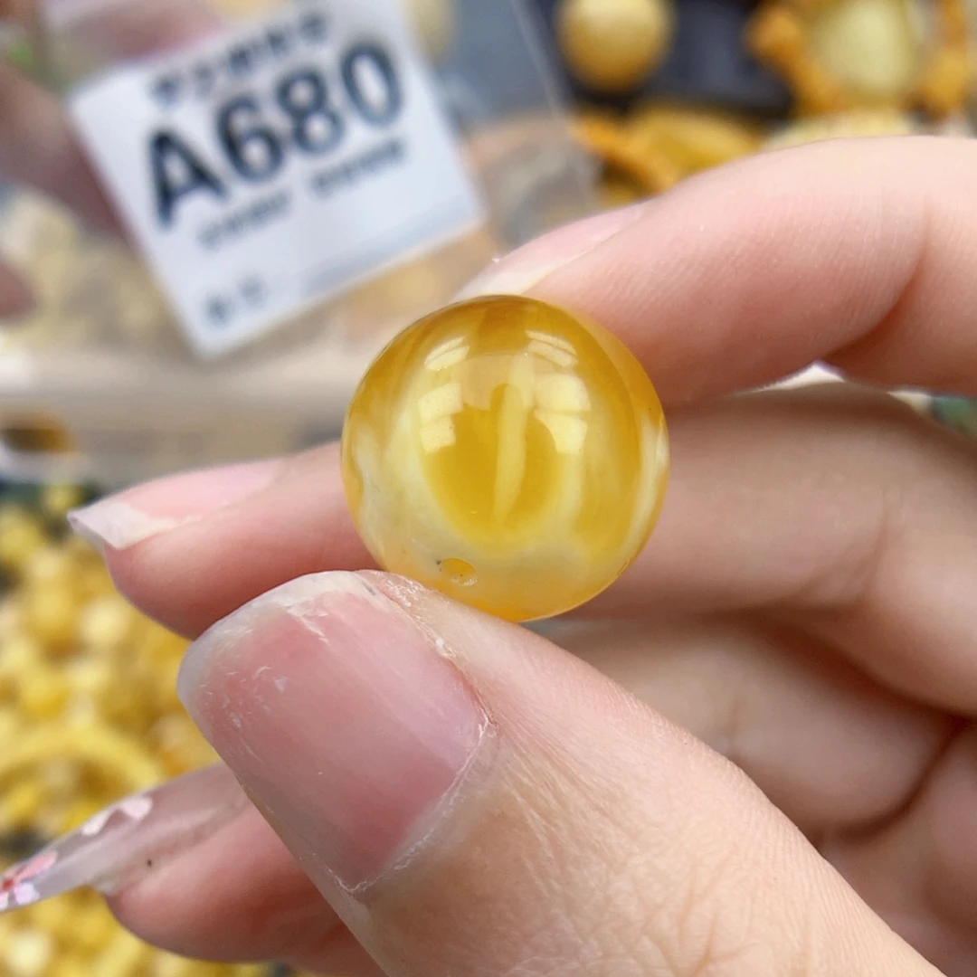 未镶嵌琥珀珠宝奇石16