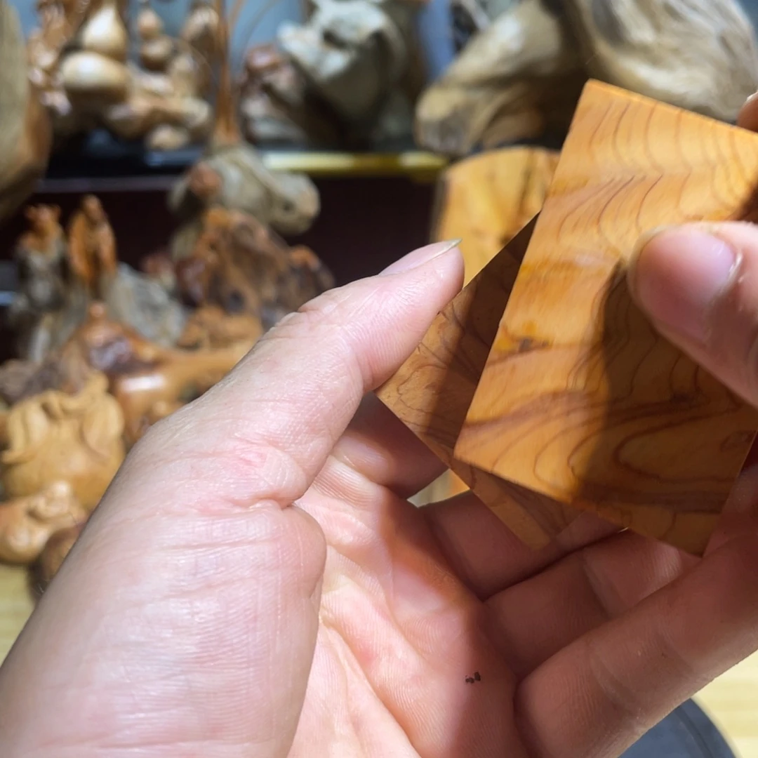 淄***子柏木太行崖柏工艺品