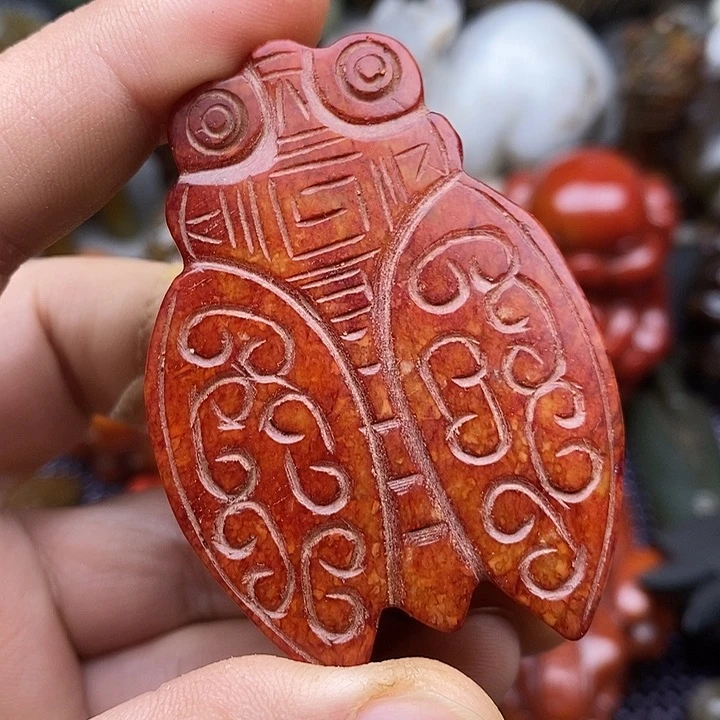 未镶嵌蛇纹石玉颈饰