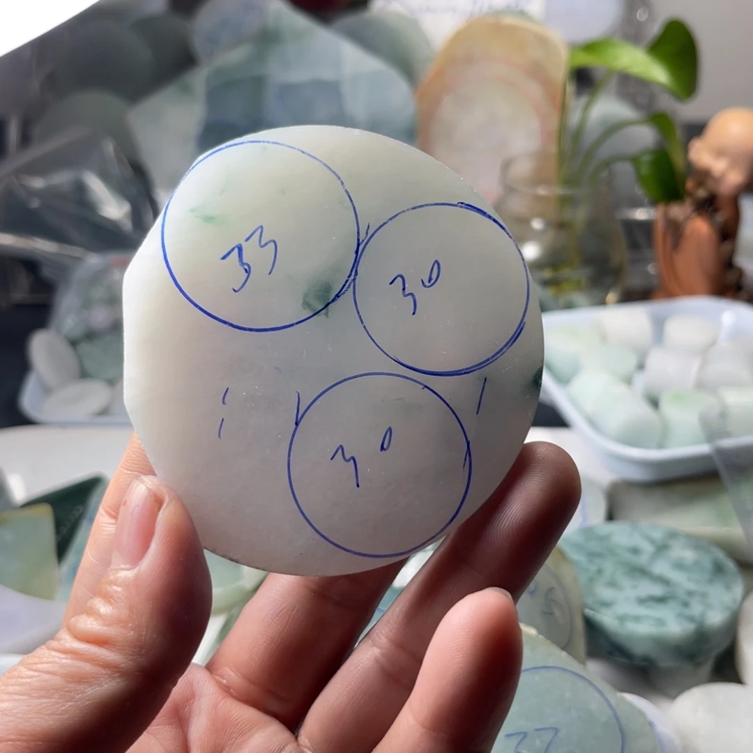 翡翠裸石翡翠毛料