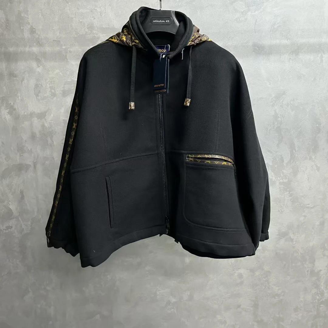 未使用 LouisVuitton/路易威登 黑色Logo印花拼接连帽外套夹克/34