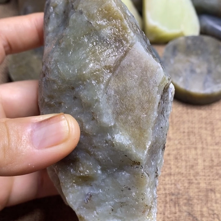 和田玉（糖玉）未镶嵌挂件