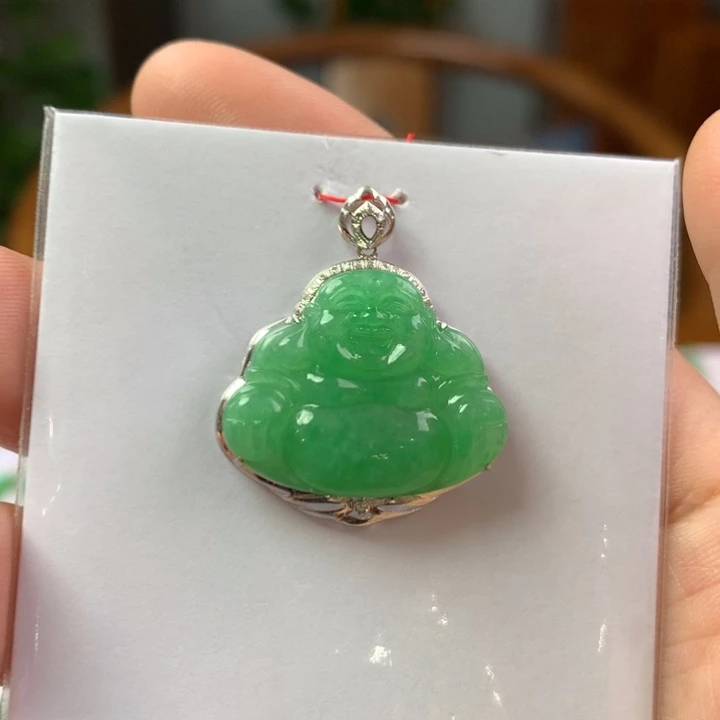 翡翠18K金镶嵌颈饰翡翠吊坠