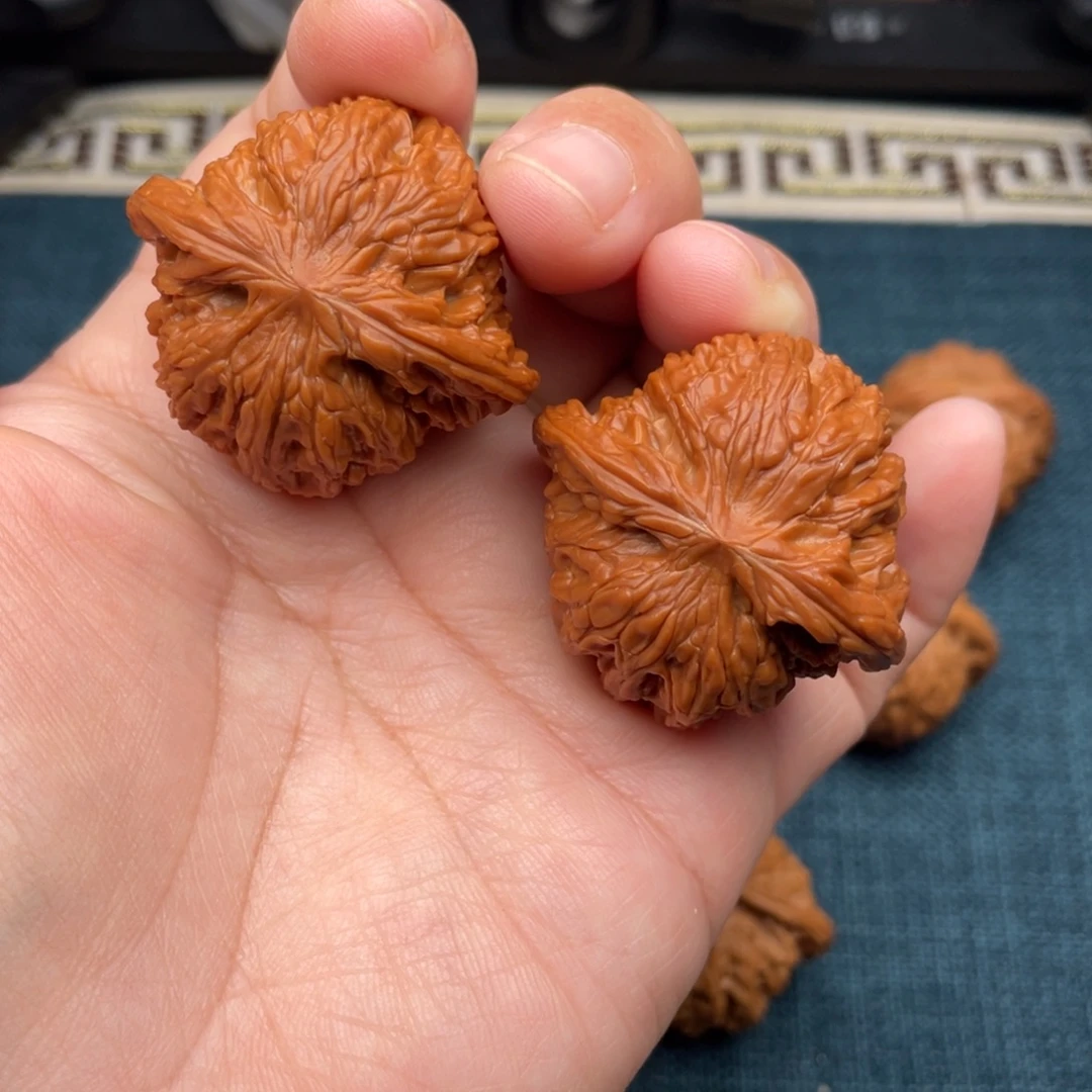 把件文玩核桃全品红皮山地磨41