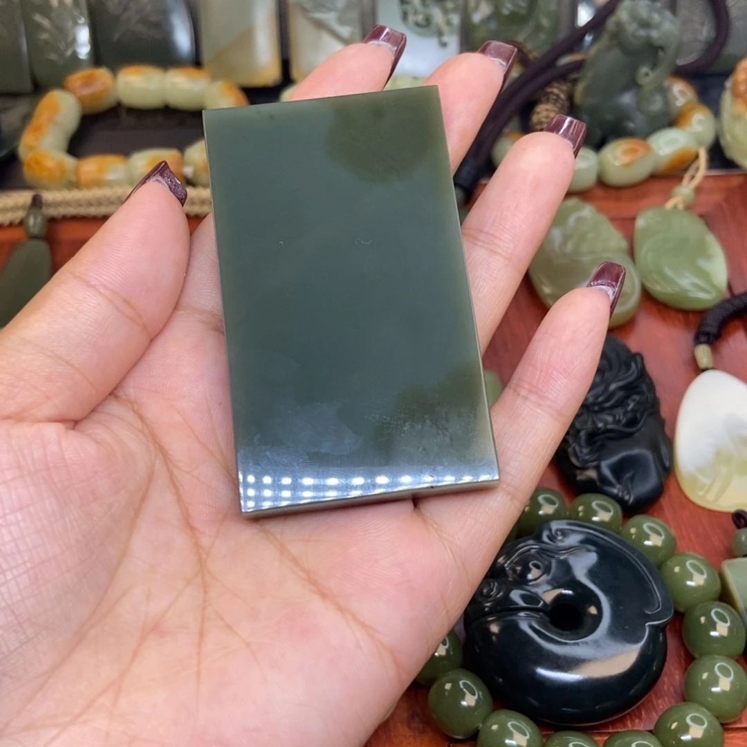 岫岩老玉（透闪石质玉）未镶嵌挂件