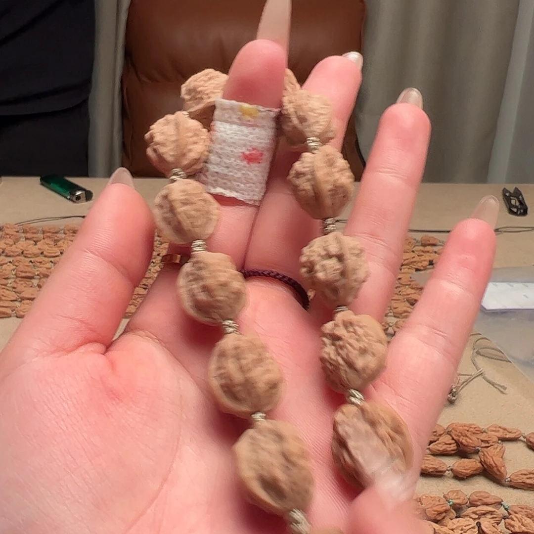 鬧***冇吊坠文玩核桃嵩山