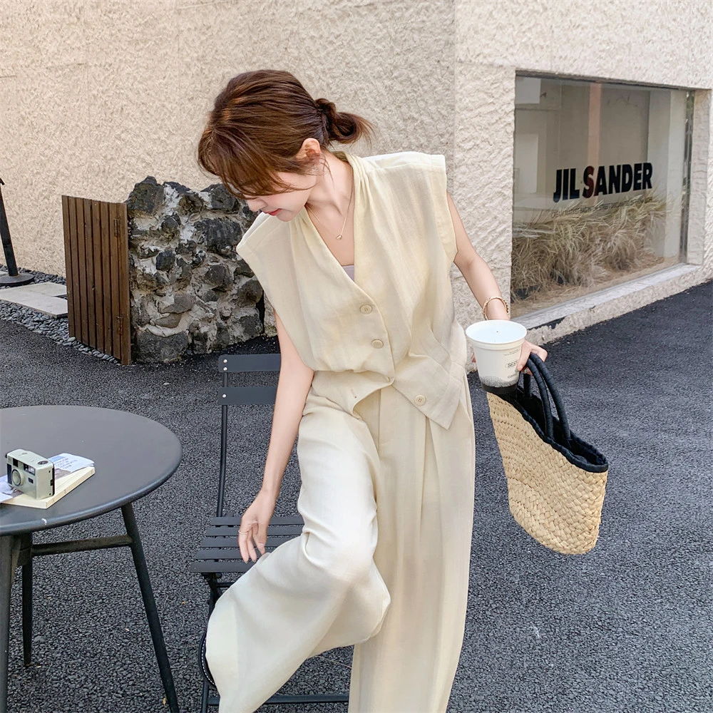 V领上衣阔腿裤女夏季2025新款两件套时髦洋气大方得体盐系轻熟风