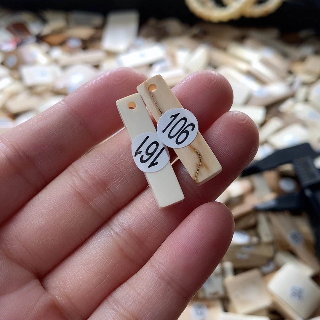 泥塑不打孔联系客服