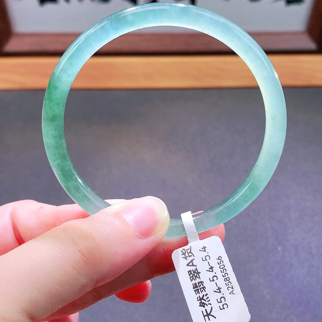 翡翠未镶嵌手镯天然翡翠