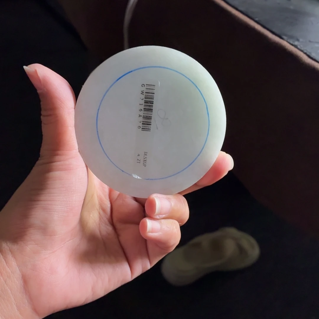 W***.定制翡翠未镶嵌翡翠手镯