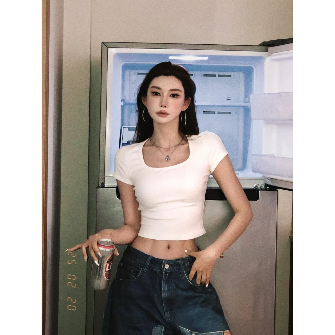 LI婉君【方领内搭】早春显瘦辣妹短款百搭设计感T恤上衣LWJ25A1T280