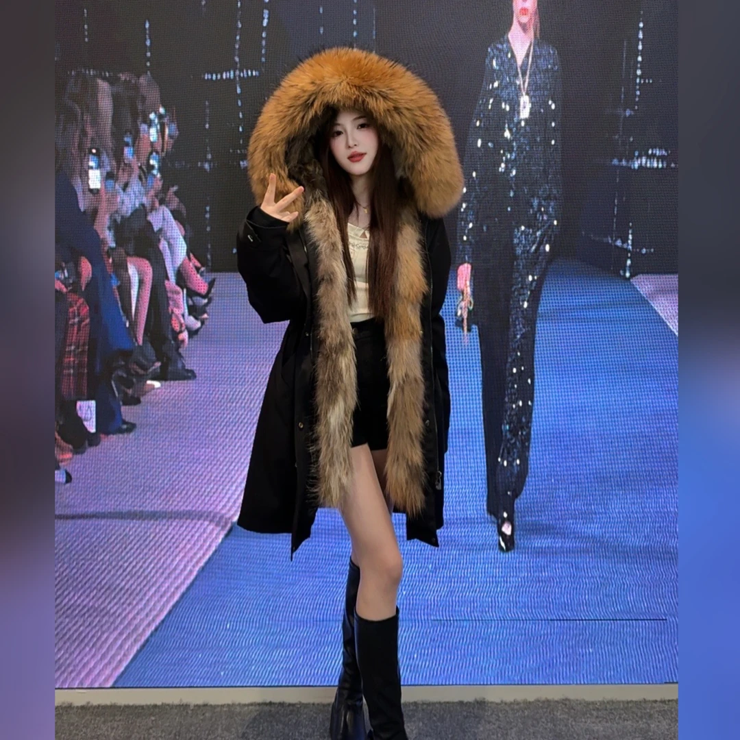 【虞贵人】2025年新款时尚加厚保暖貉子毛内胆女款可脱卸派克服