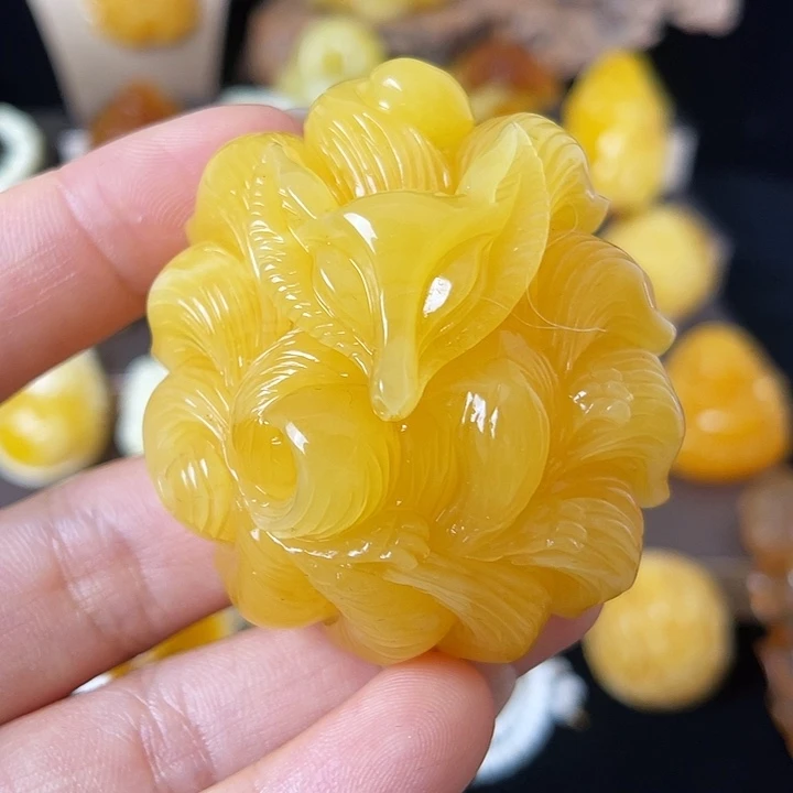 琥珀未镶嵌珠宝奇石