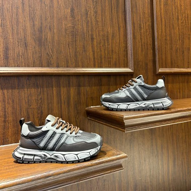 【文麒潮鞋】秋季新款男鞋皮面厚底欧洲站轻奢百搭男时尚潮流休闲鞋