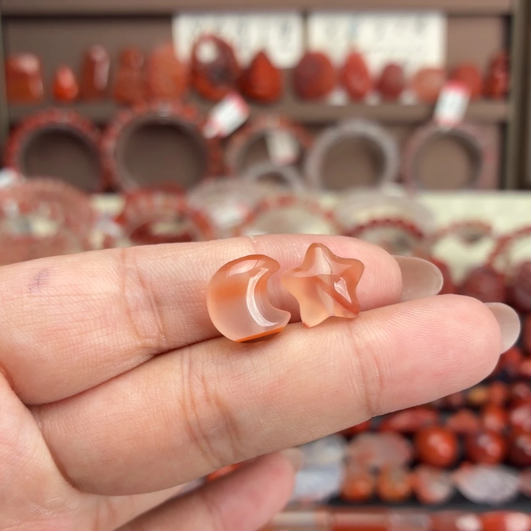 南红玛瑙未镶嵌颈饰通孔月亮和星星