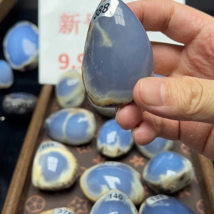 未镶嵌玛瑙/玉髓珠宝奇石