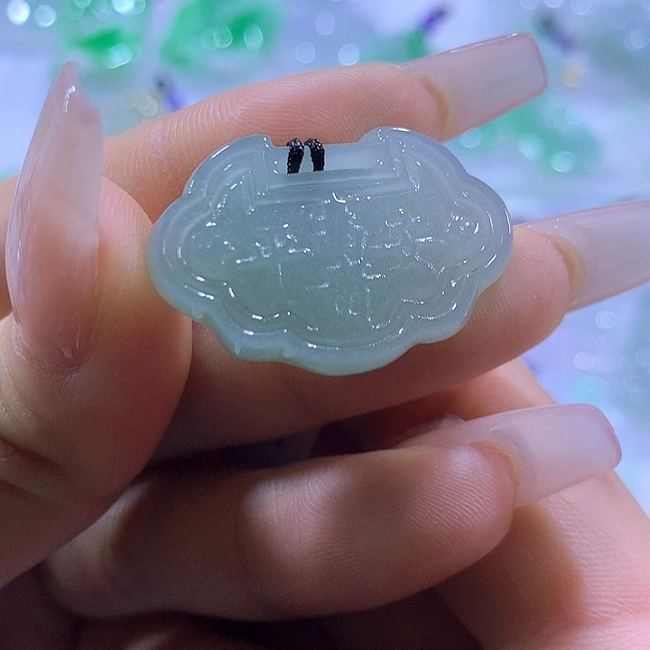 翡翠未镶嵌颈饰天然翡翠A货吊坠