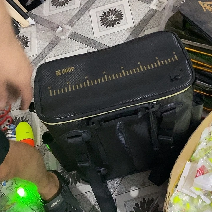 40双肩鱼护桶一个