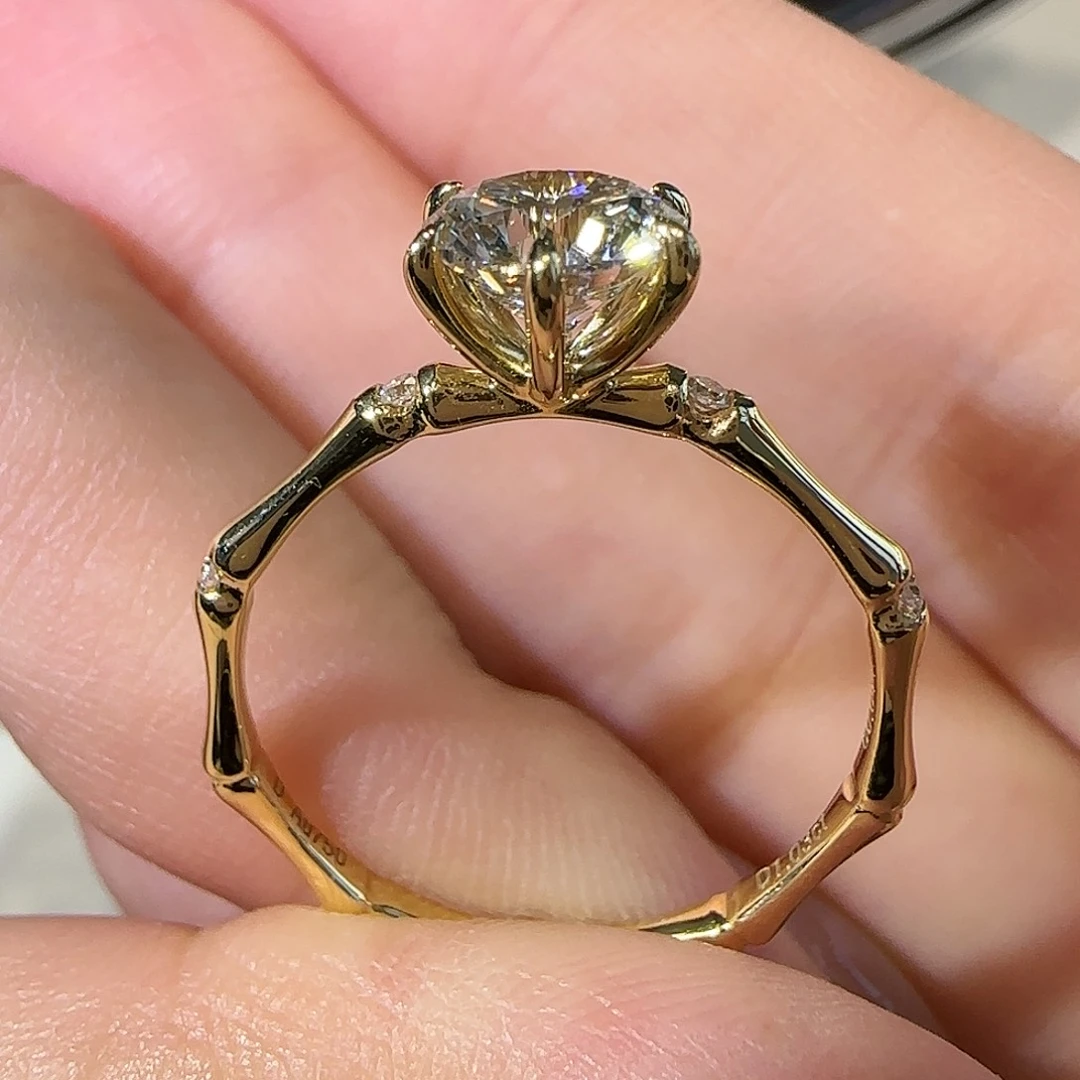 实验室培育钻石18K金镶嵌竹节1卡11-17