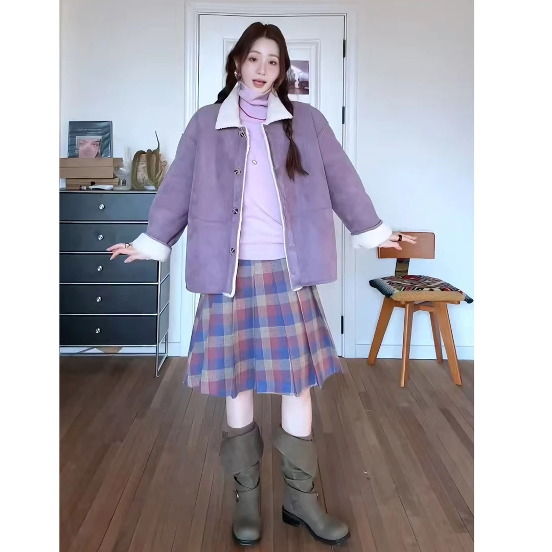 2025年冬季新款休闲风套装保暖外套修身打底衫显瘦半身裙三件套潮