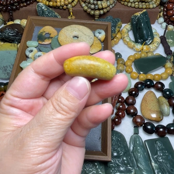 谜***岫岩河磨玉（透闪石质玉）未镶嵌颈饰