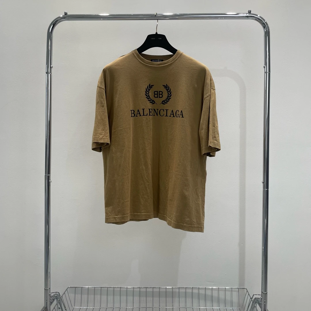 99新 Balenciaga/巴黎世家 卡其色logo麦穗短袖 尺码L yy00349