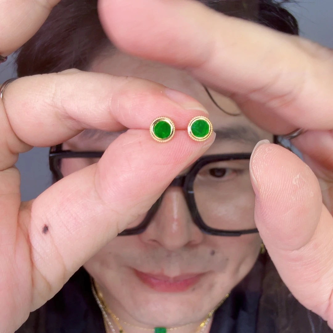 颈饰未镶嵌翡翠一对