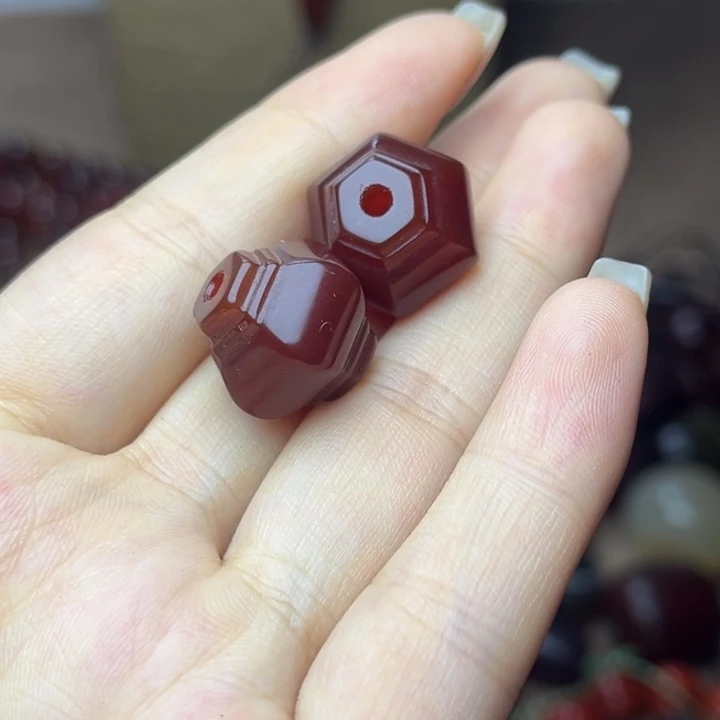 玛瑙/玉髓未镶嵌玛瑙珠子1111