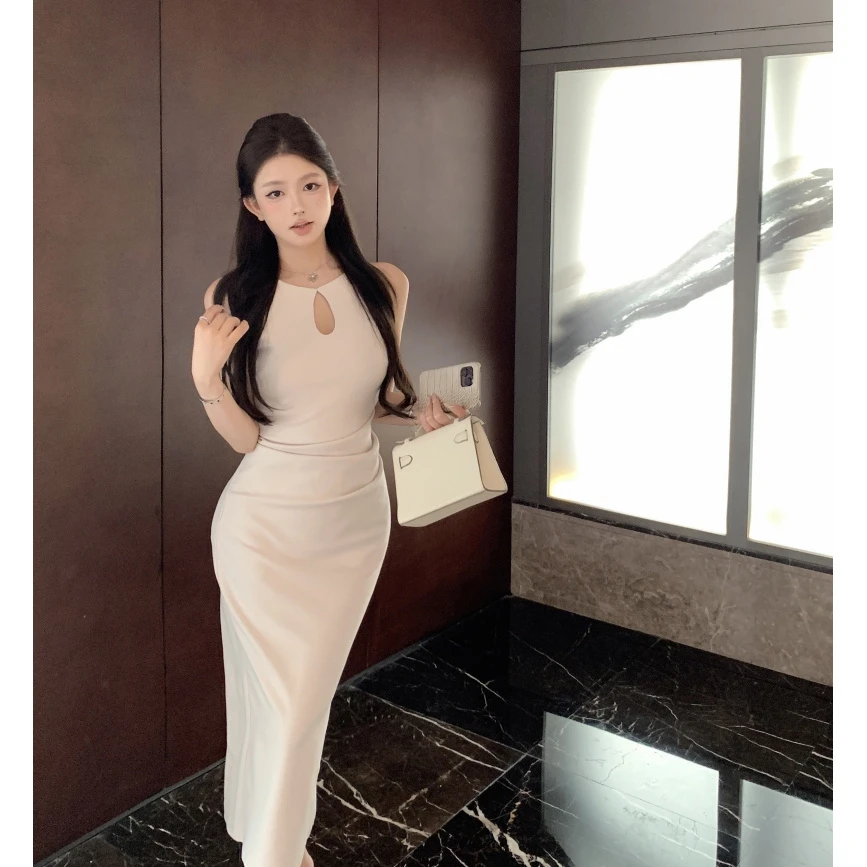 轻奢高级感气质镂空无袖收腰连衣裙新中式修身显瘦长裙网红款