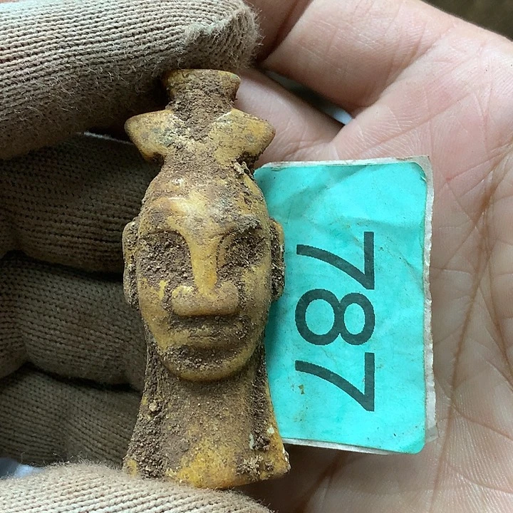 未镶嵌和田玉挂件