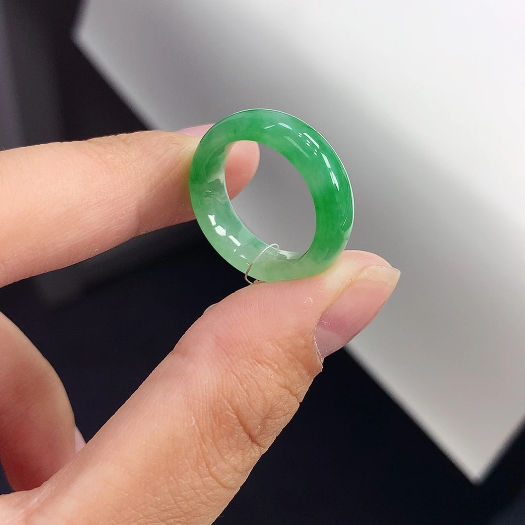 翡翠未镶嵌戒指11号