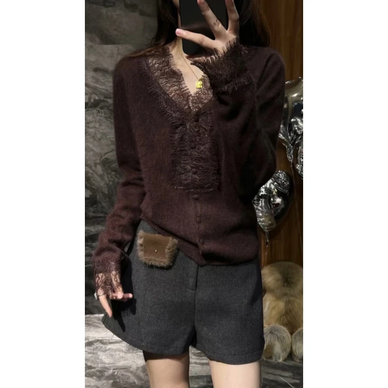 复古洋气新款V领蕾丝拼接长袖单排扣显瘦女人味百搭针织衫女装潮